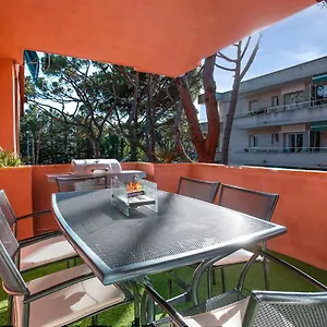 beach-apartment-with-bbq-ps4-bikes.catalonia-hotels.com/